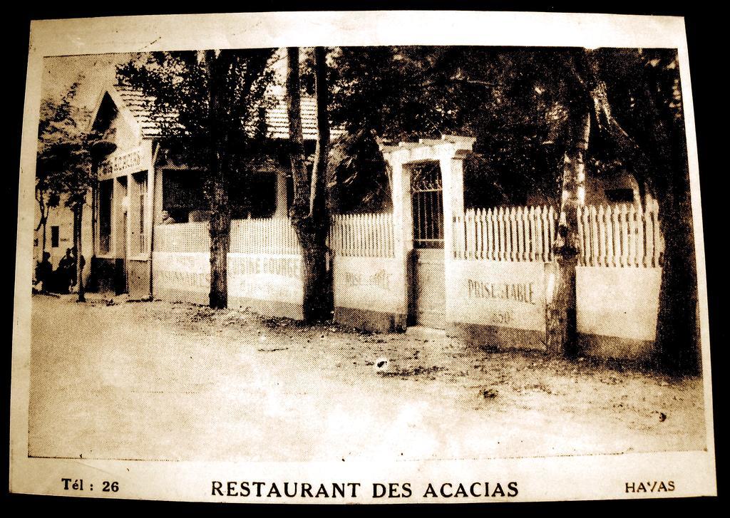 Hotel Les Acacias ル・グロー・デュ・ロワ エクステリア 写真